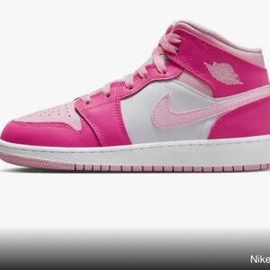 Nike Shoes Air Jordan 1 Mid GS “Fierce Pink/Barbie” 2023